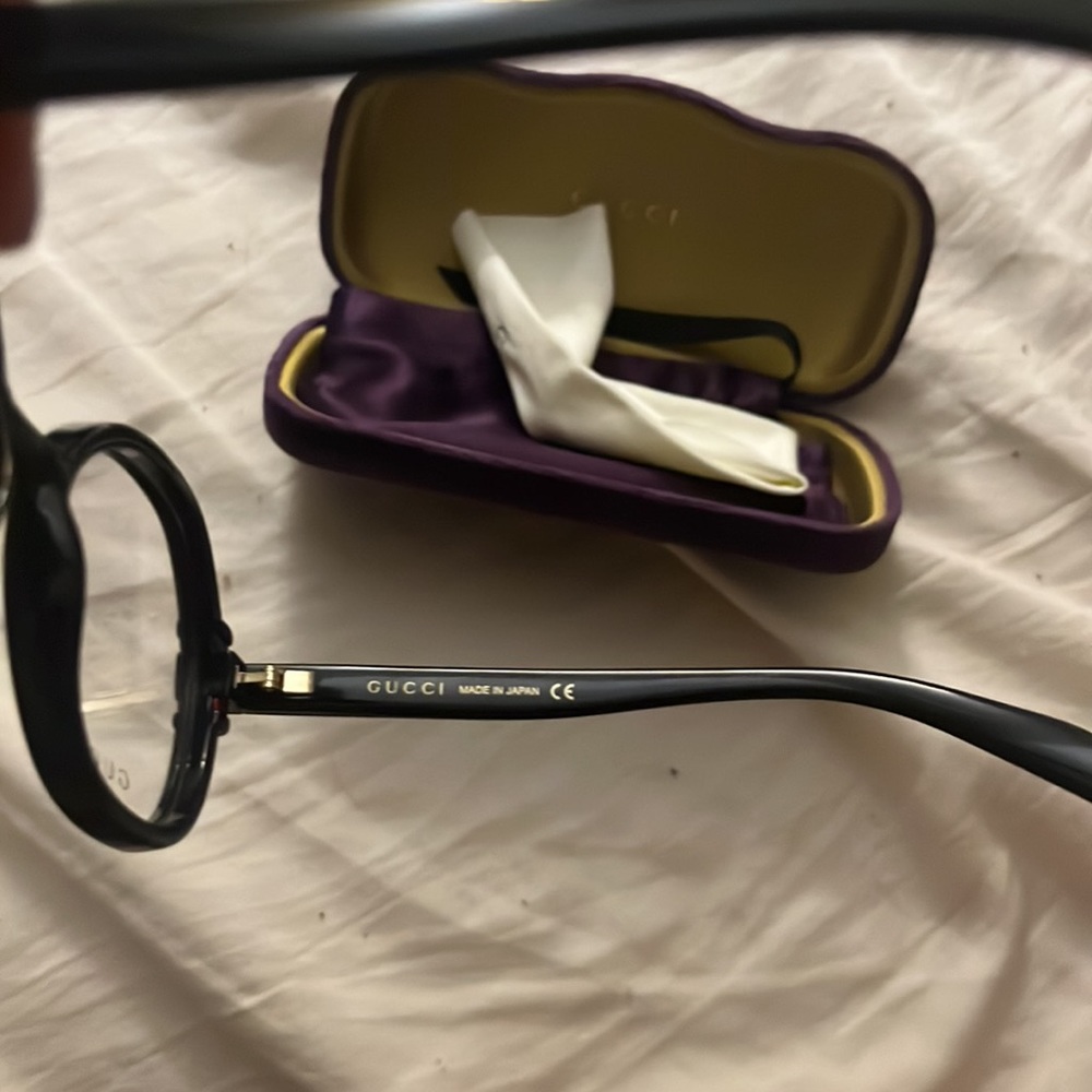 Gucci Large Black Circular Frames - image 2